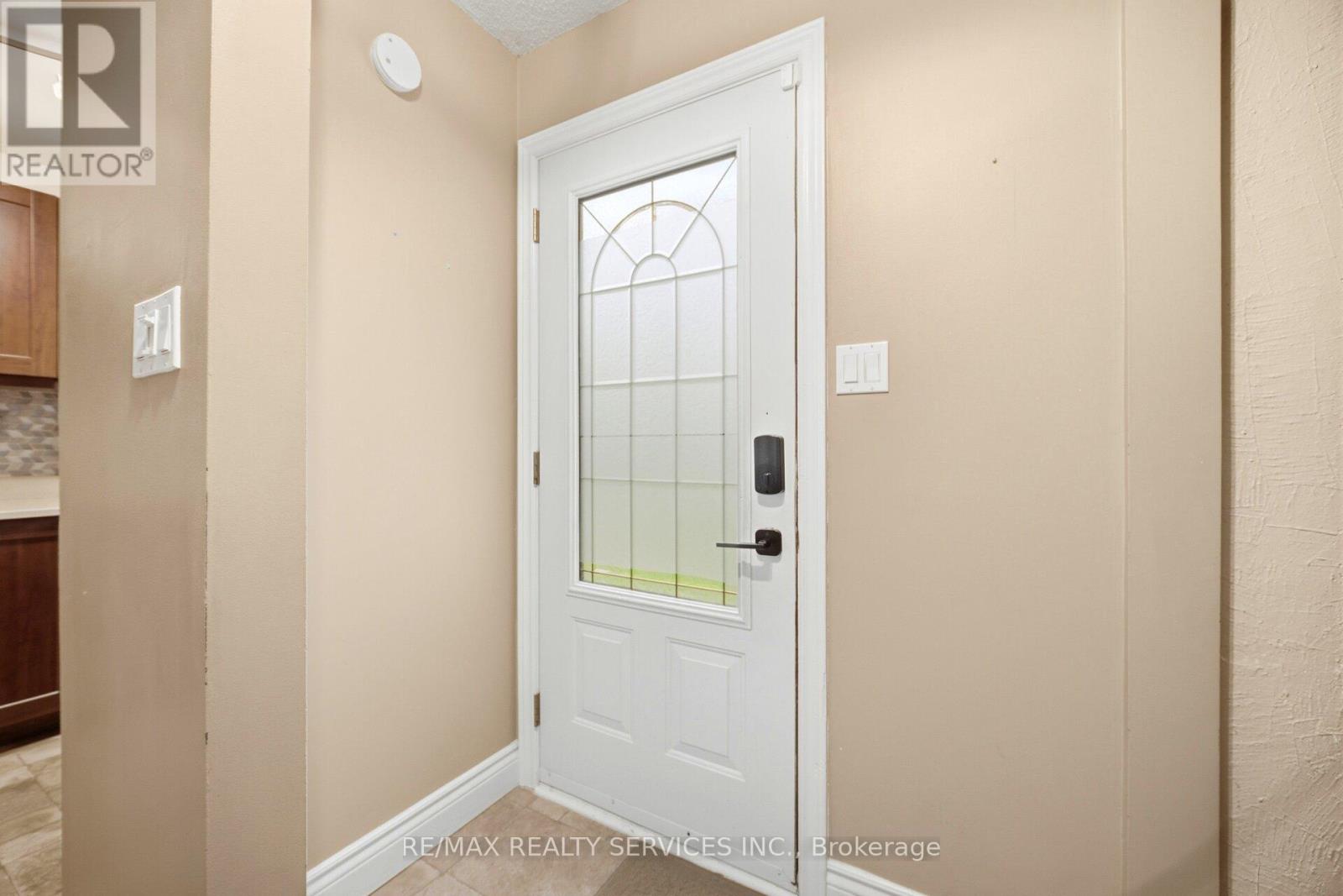 19 DALZELL AVENUE - 4