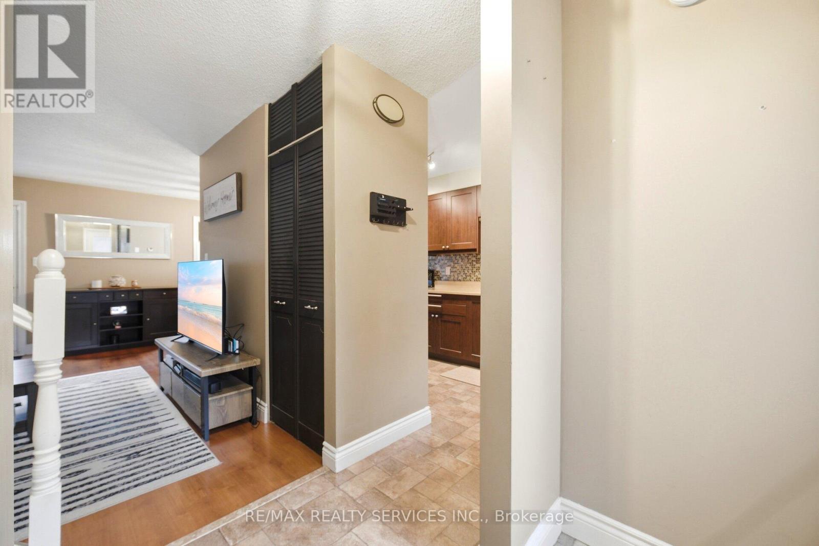 19 DALZELL AVENUE - 5