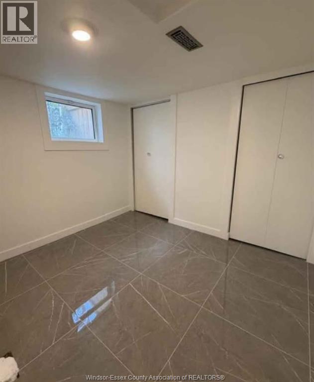990 JOSEPHINE AVENUE, Windsor, Ontario, N9B2L5 — Photo 8