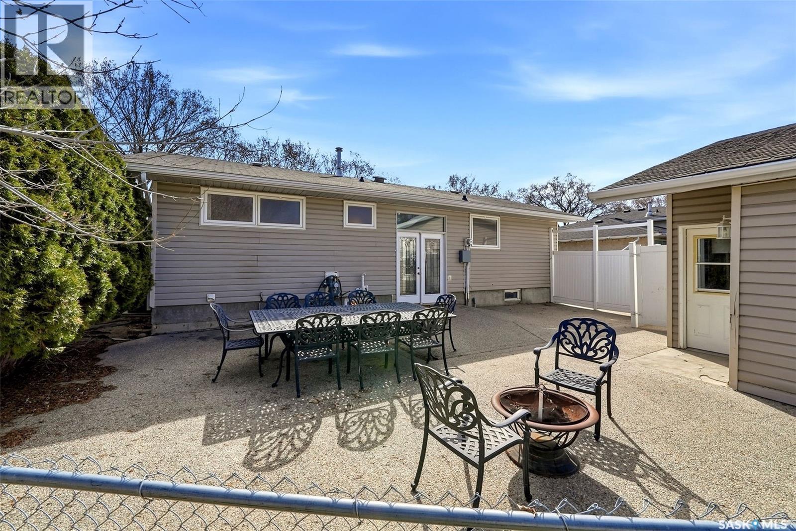 730 MCINTOSH STREET N - 29