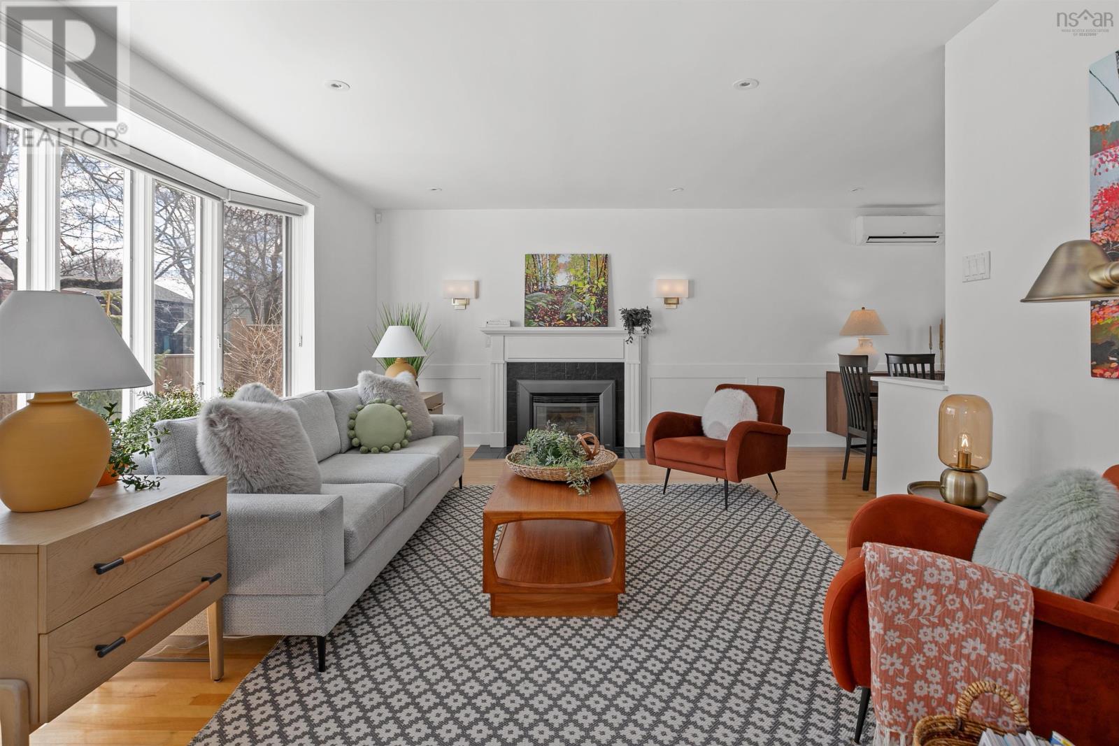 Property 6 of 49 of 950 Bellevue Avenue