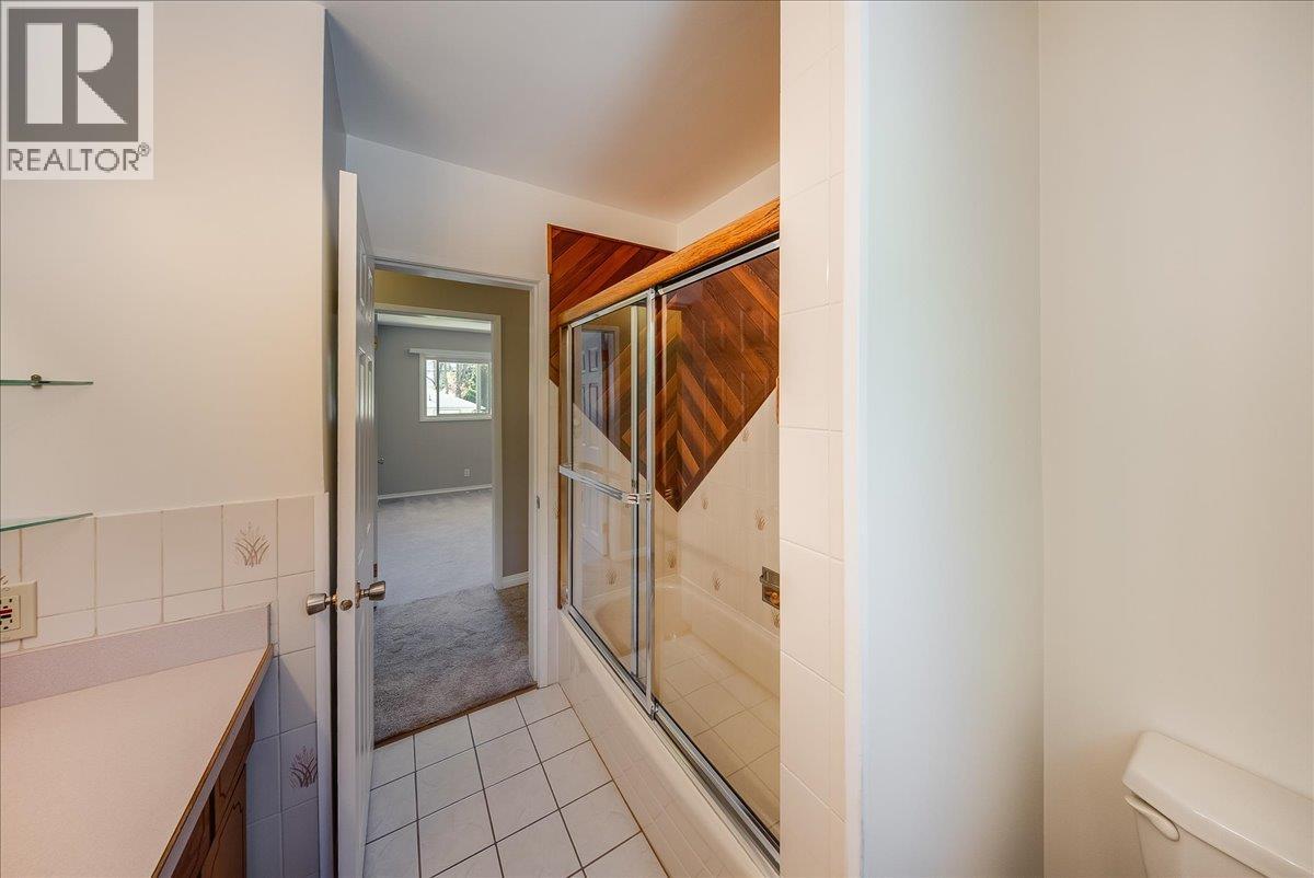 541 Portia Crescent - 14