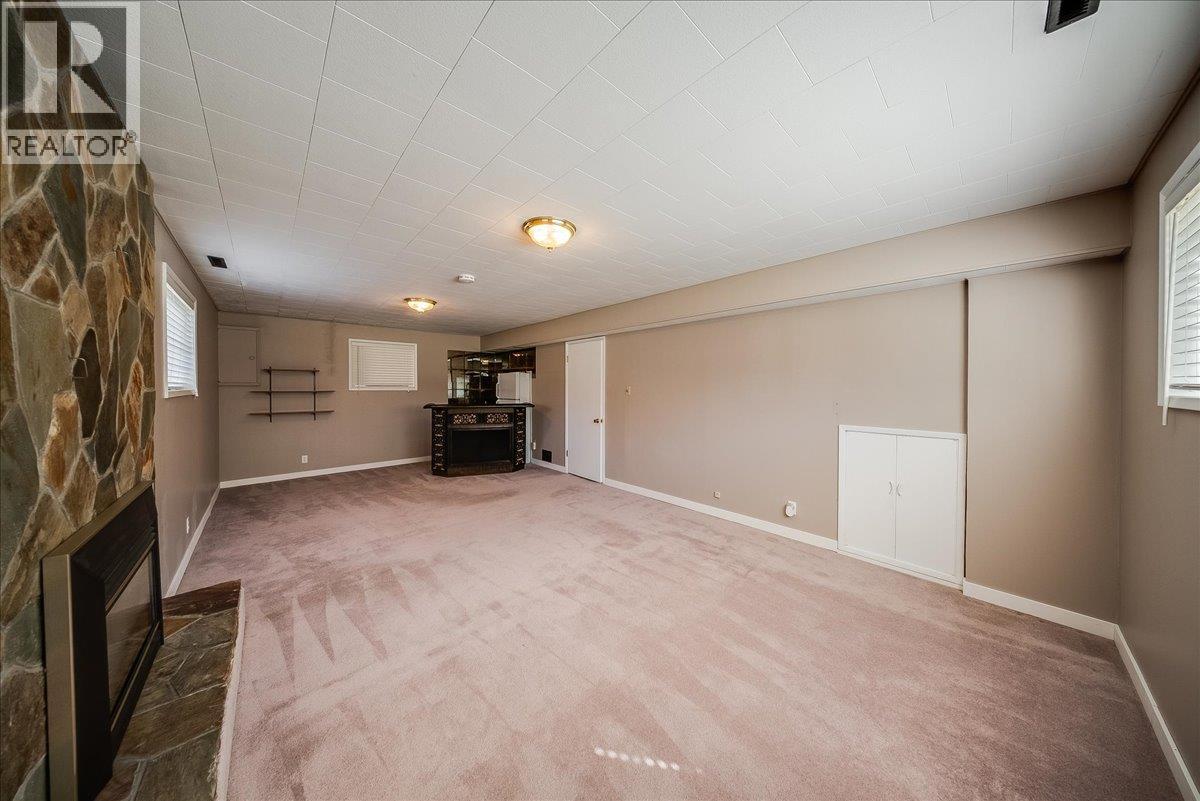 541 Portia Crescent - 19