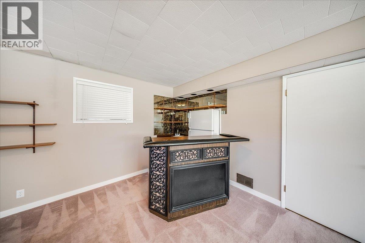 541 Portia Crescent - 20