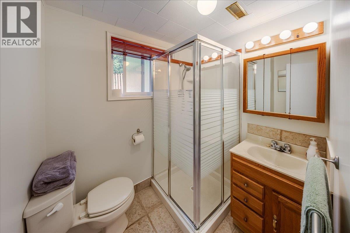 541 Portia Crescent - 22