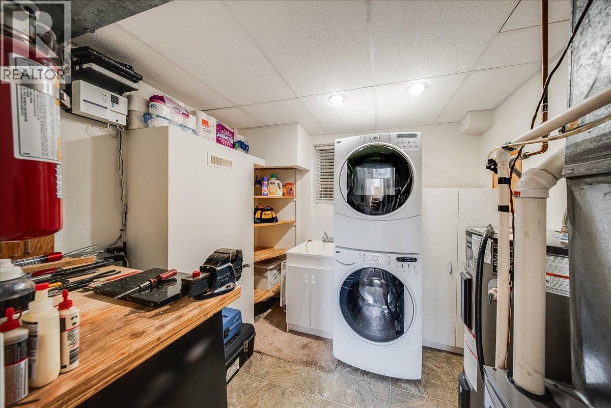 541 Portia Crescent - 23