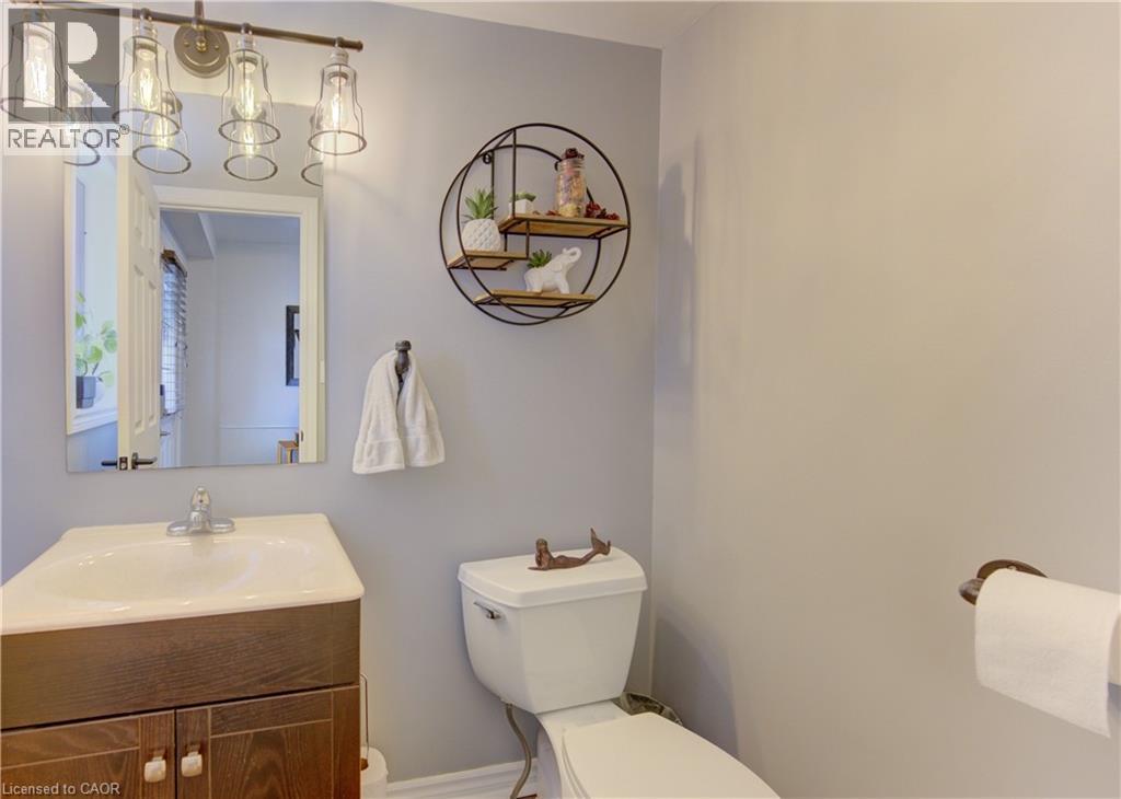 18 CARRIAGE HILL Trail, Elmira, Ontario, N3B3K7 — Photo 35