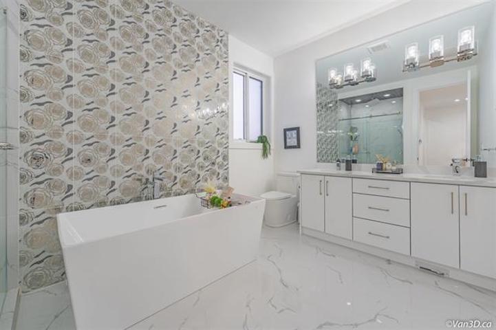 7 Bed, 7 Bath House for Sale in Surrey – 16759 18 AVENUE, Surrey - Image 10