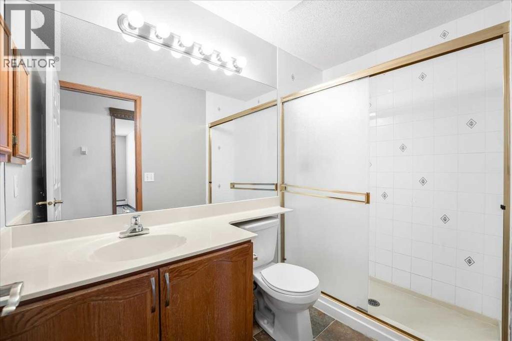 #302 200 Lincoln Way SW - 21