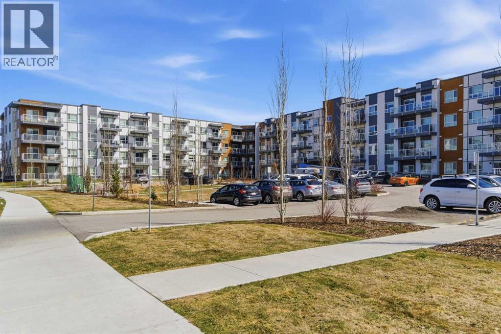 #226 360 Harvest Hills Way NE - Image 2