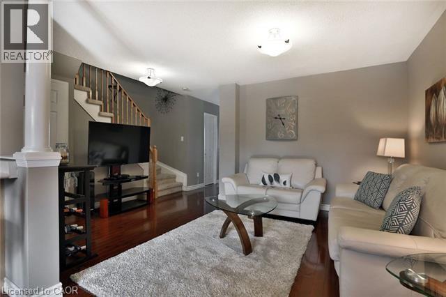 4008 BERTON Avenue, Burlington, Ontario, L7M4M6 — Photo 3