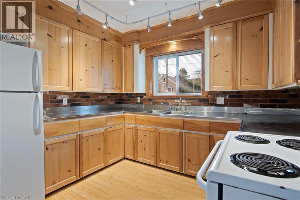 143 BRIDGEPORT Road, Waterloo, Ontario, N2J2K3 — Photo 32