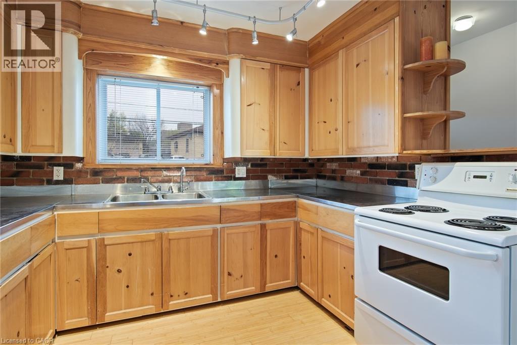 143 BRIDGEPORT Road, Waterloo, Ontario, N2J2K3 — Photo 33
