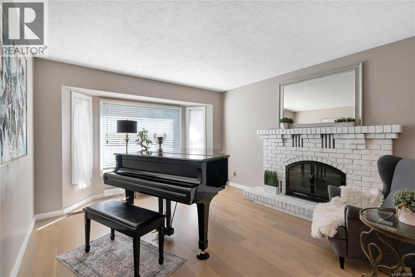  748 Macan Place, Colwood