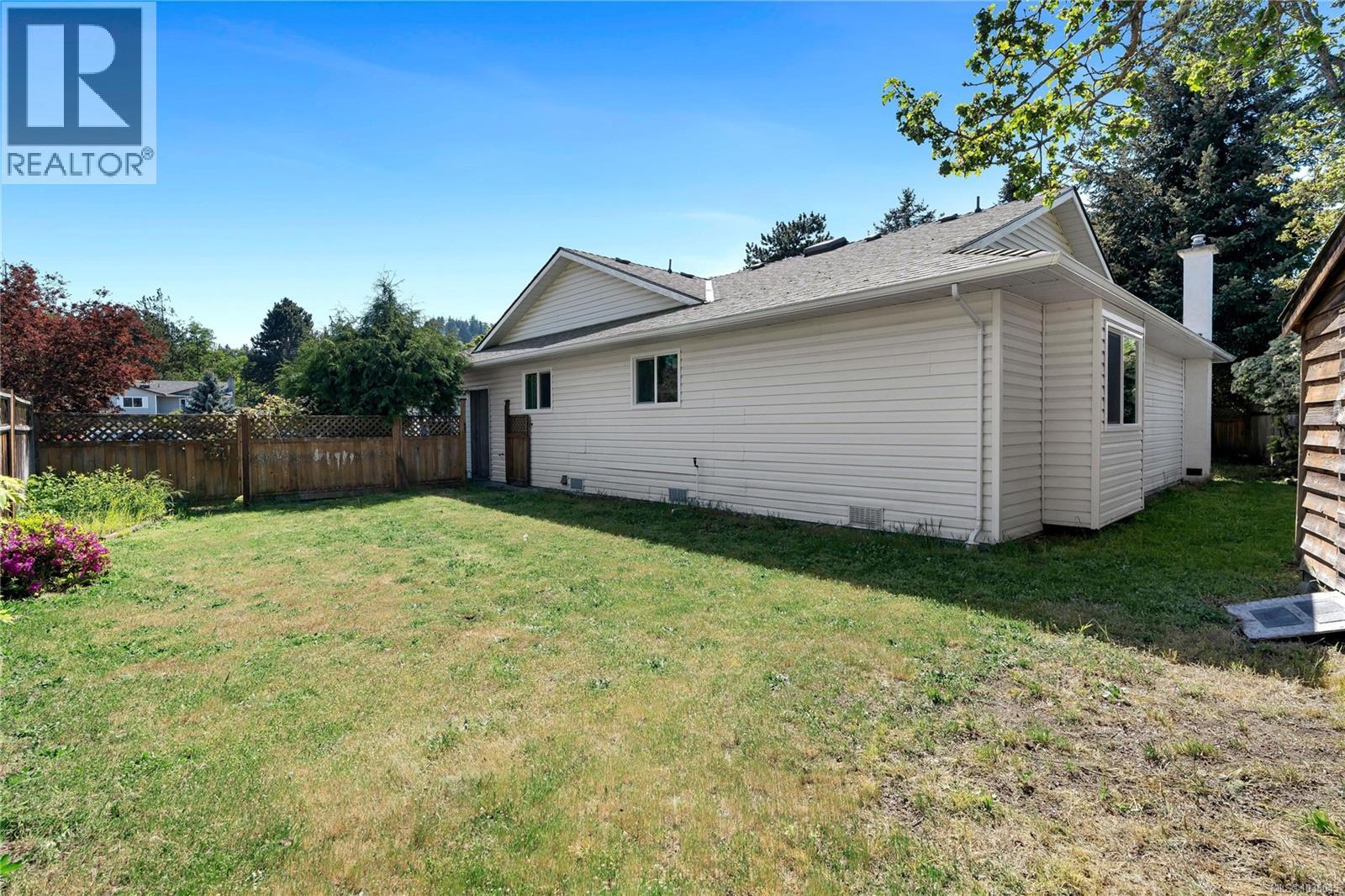  748 Macan Place, Colwood
