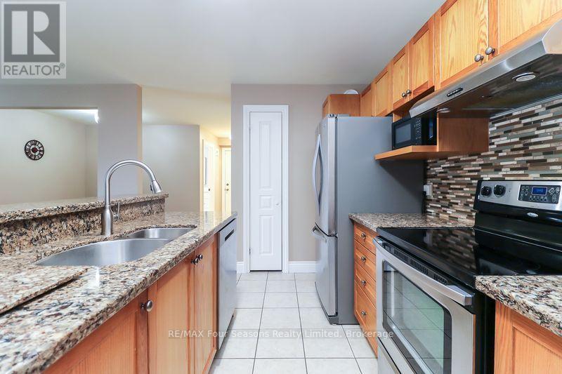 #101 435 WALNUT STREET - 11