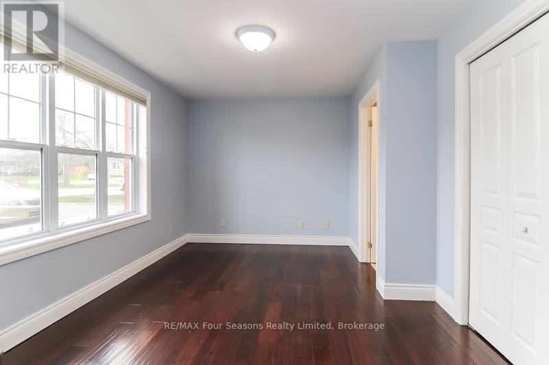 #101 435 WALNUT STREET - 18