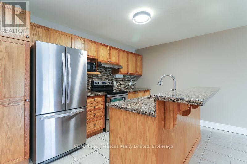 #101 435 WALNUT STREET - 6
