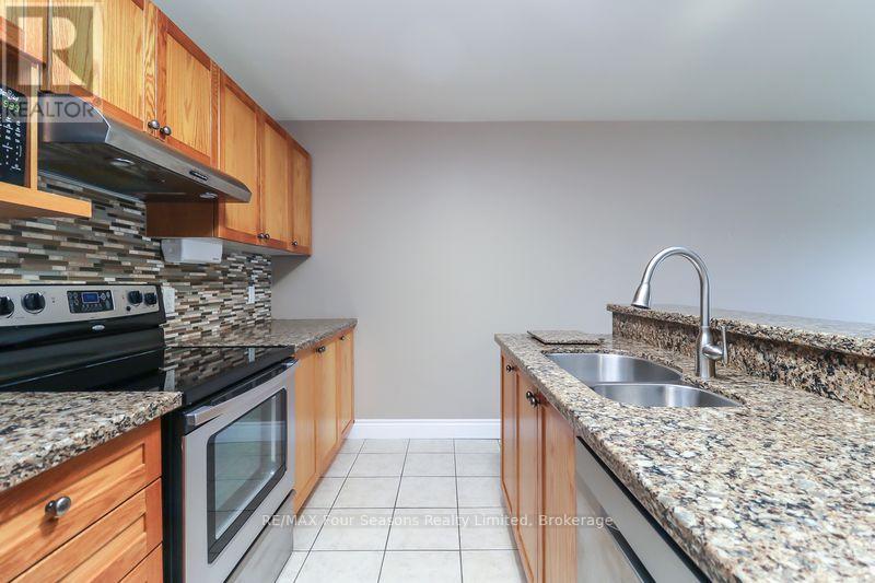 #101 435 WALNUT STREET - 7