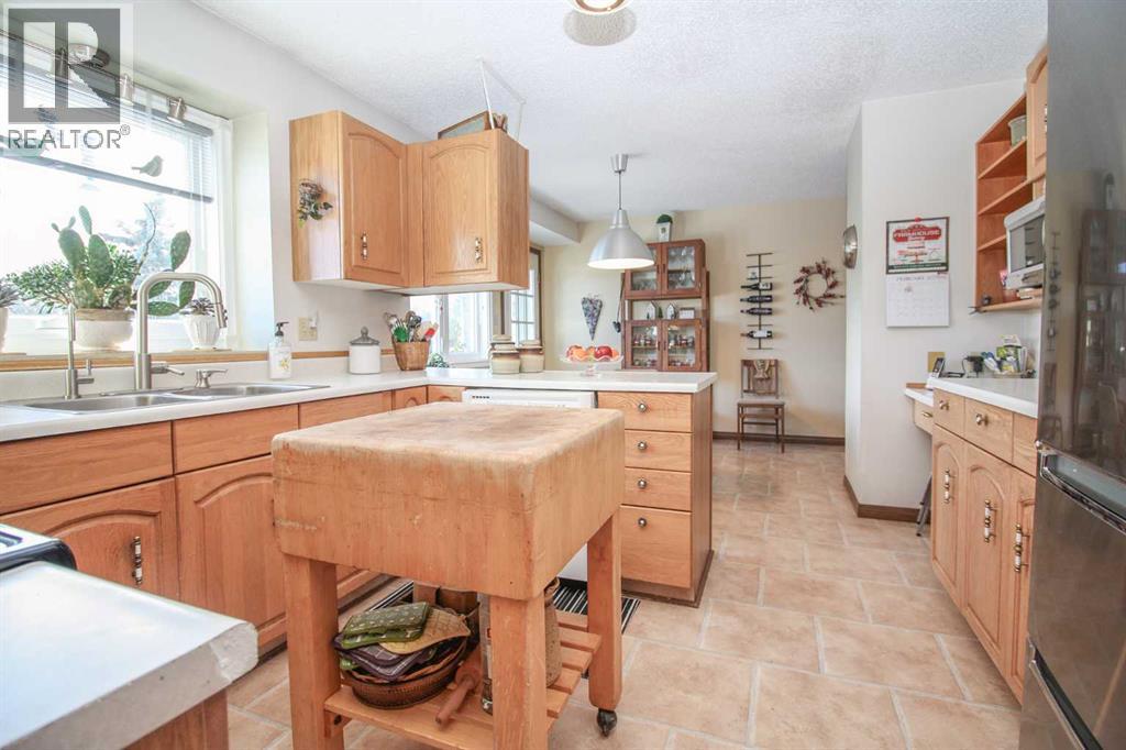 720047 Range Road 63 - 16