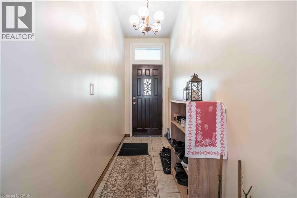 20 MILTON Avenue, Hamilton, Ontario, L8L6E6 — Photo 5