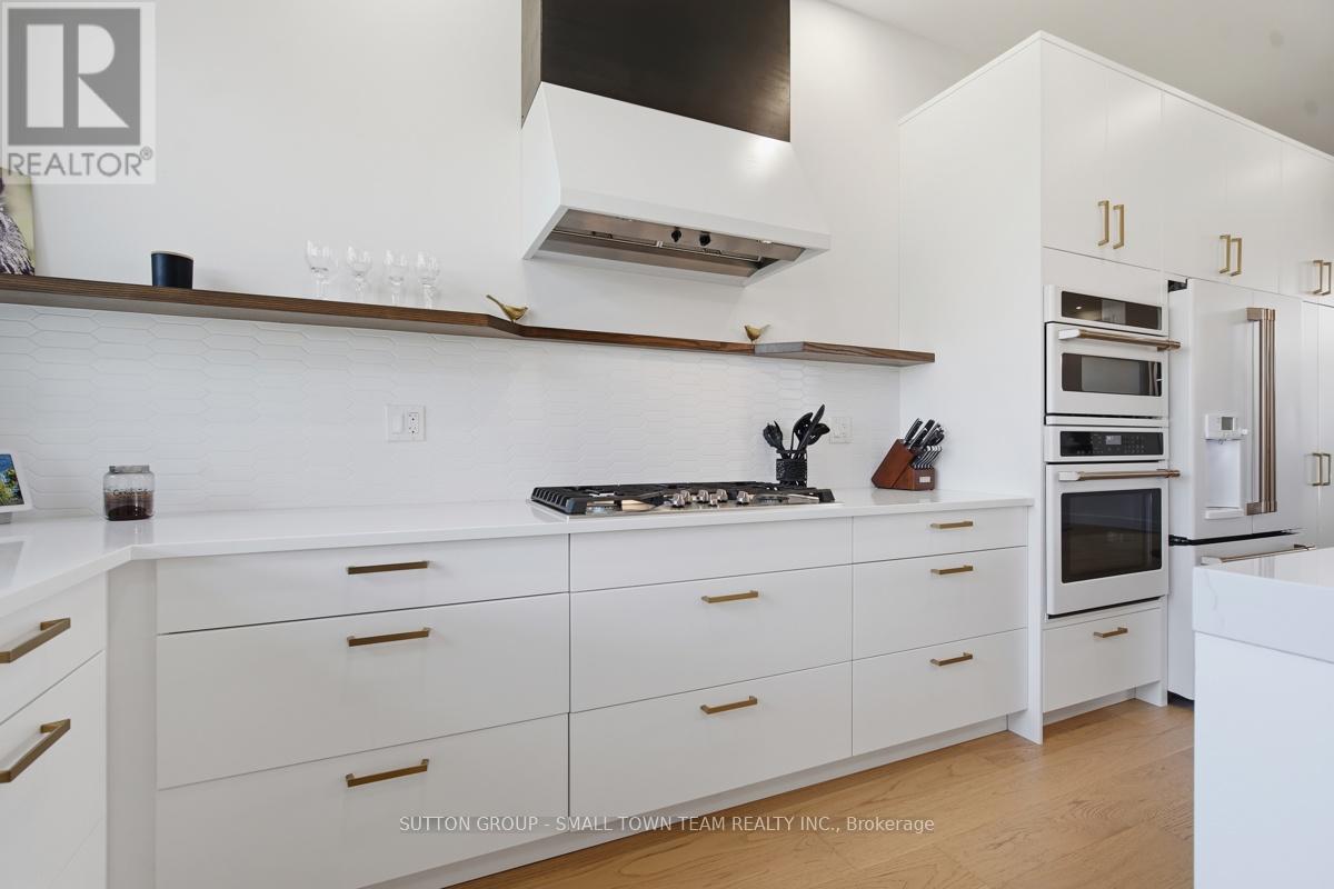 31 CREEK SIDE PLACE - 13