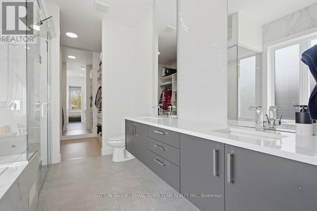 31 CREEK SIDE PLACE - 16