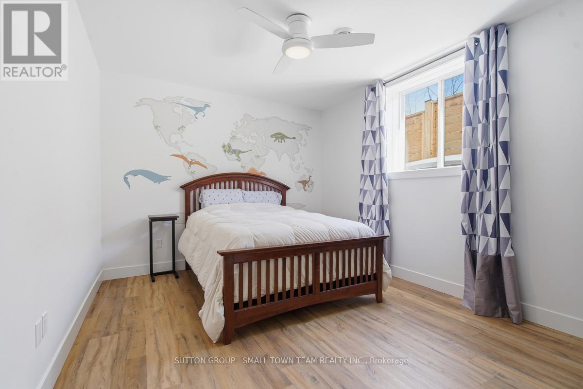 31 CREEK SIDE PLACE - 28