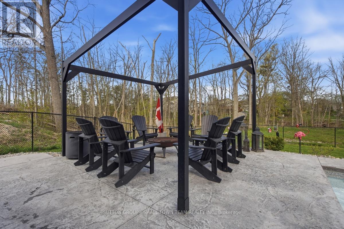 31 CREEK SIDE PLACE - 36