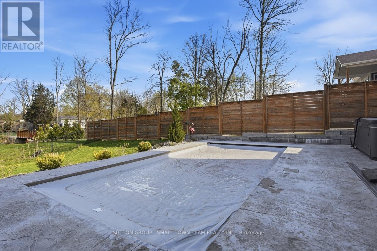 31 CREEK SIDE PLACE - 40