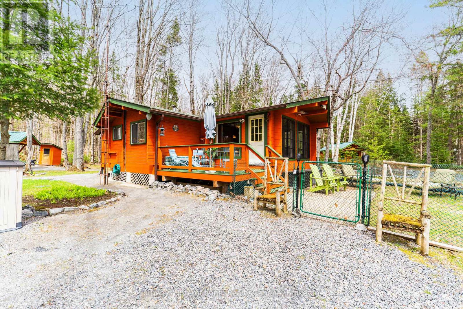 1041 CROCKFORD LANE S - 12