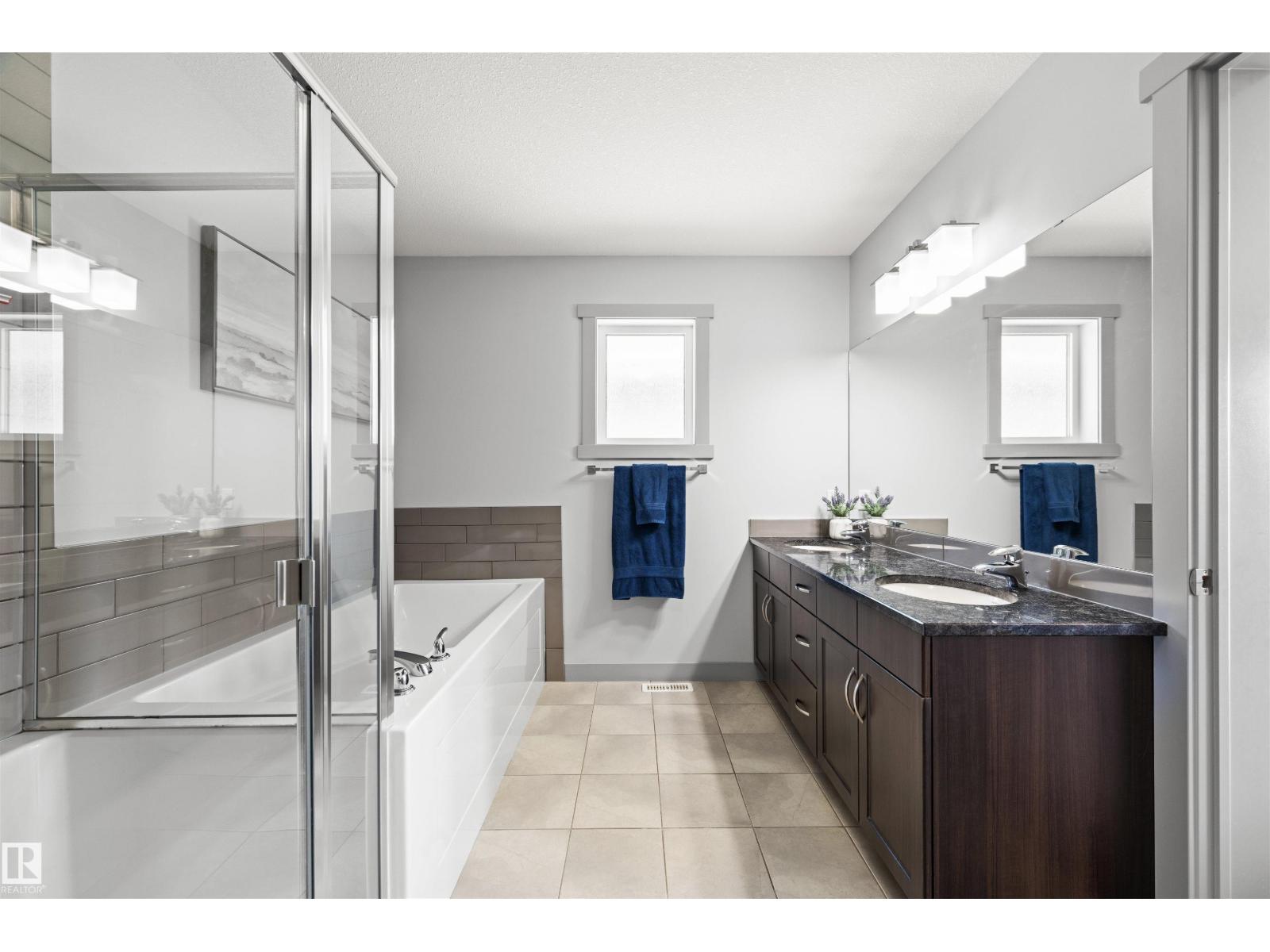 16460 15 AV SW - 25