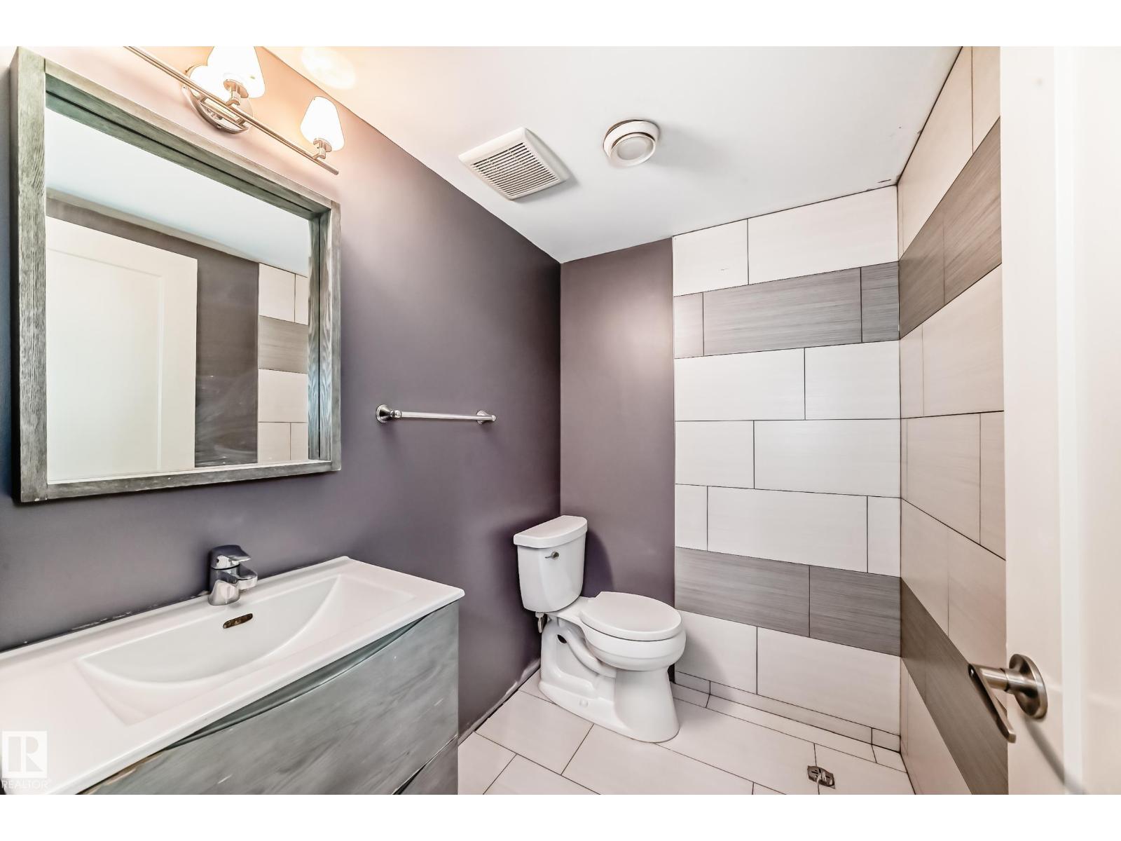 1669 HAMMOND CR NW NW - 35
