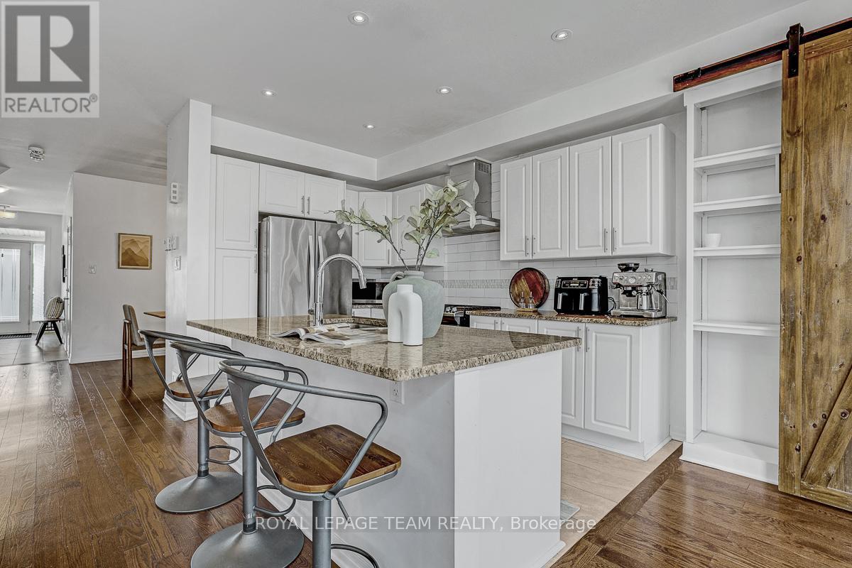 114 HAWKESWOOD DRIVE - 17