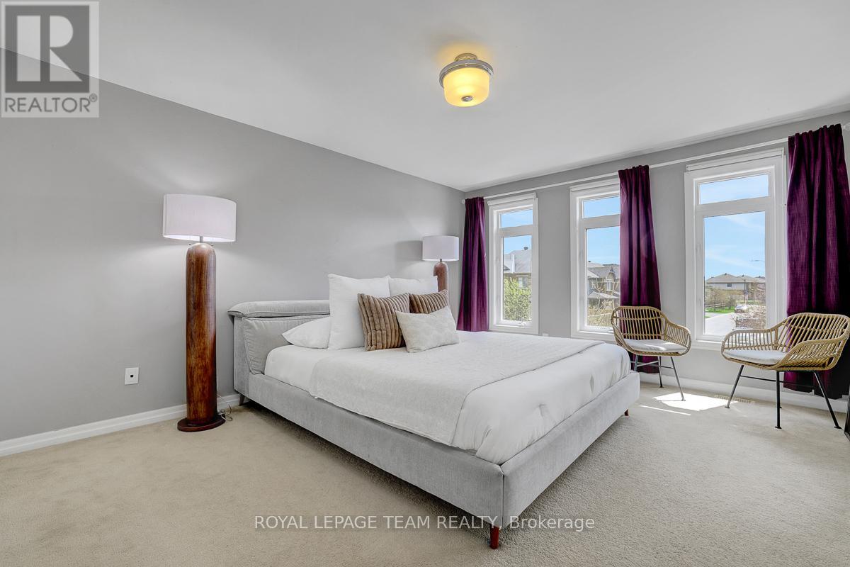 114 HAWKESWOOD DRIVE - 22