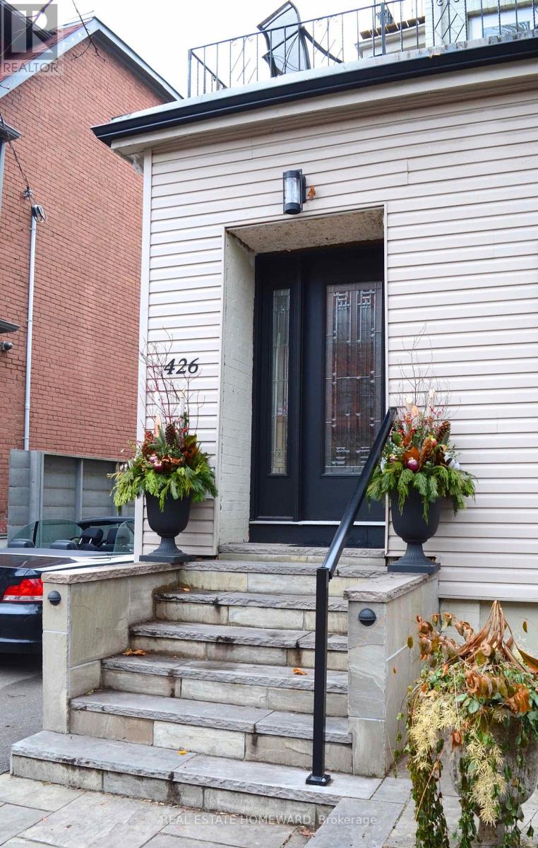 Listing photo of A1 - 426 MARKHAM STREET
