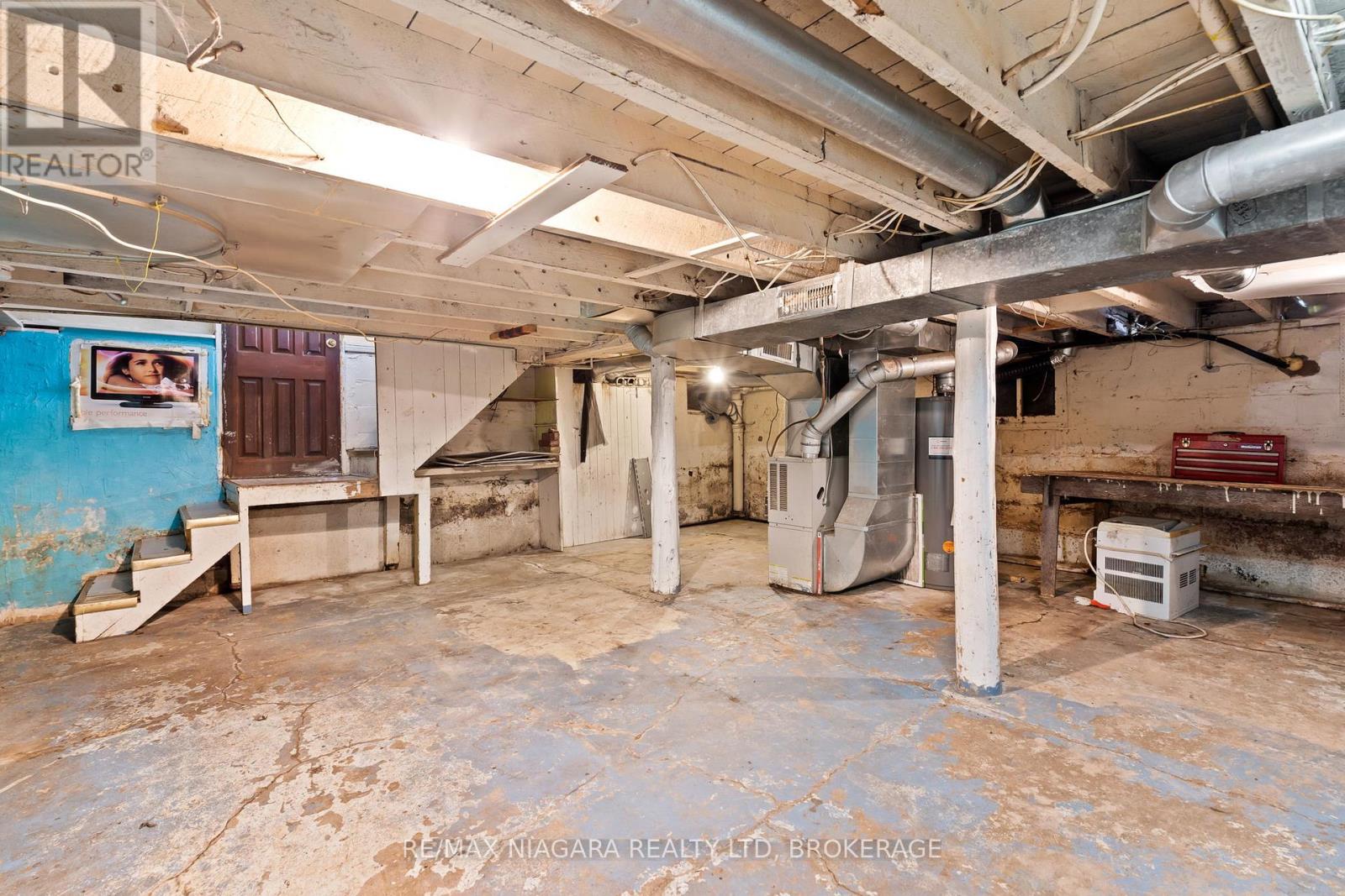 4904 FLYNN COURT - 17