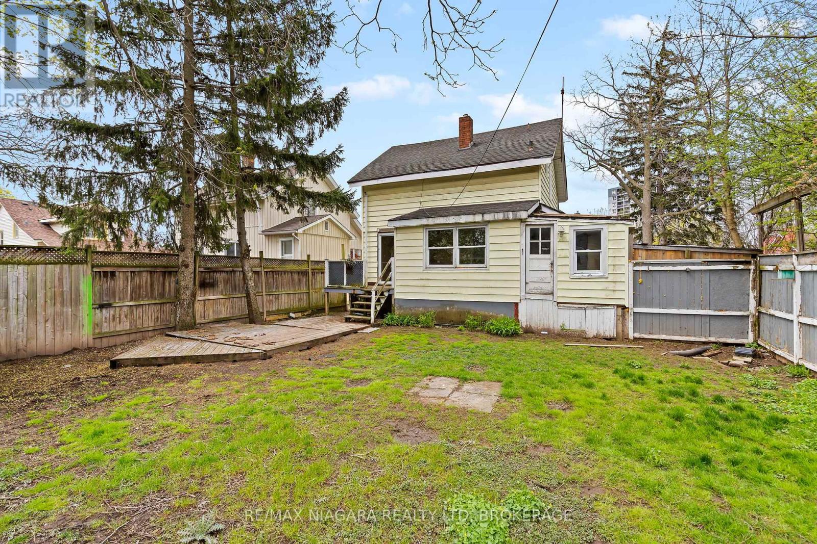 4904 FLYNN COURT - 20