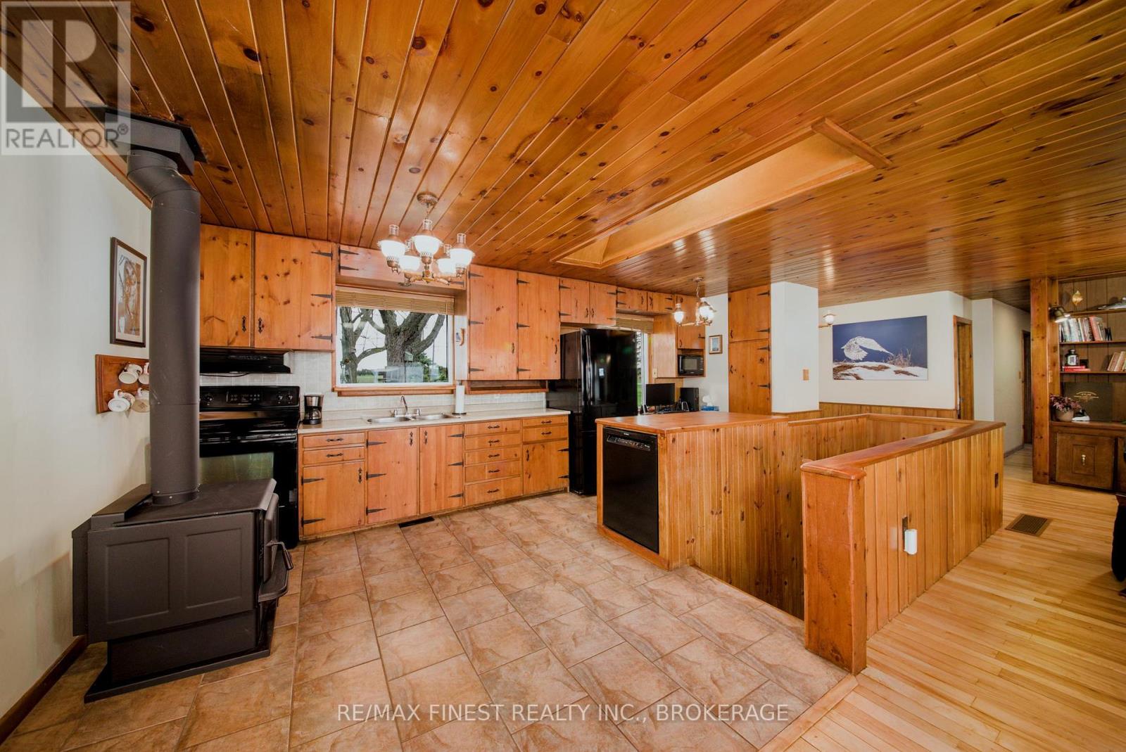 10930 FRONT ROAD - 11