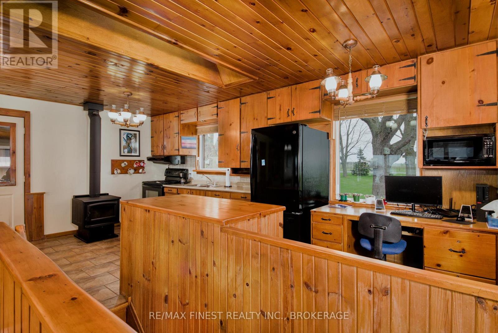 10930 FRONT ROAD - 12