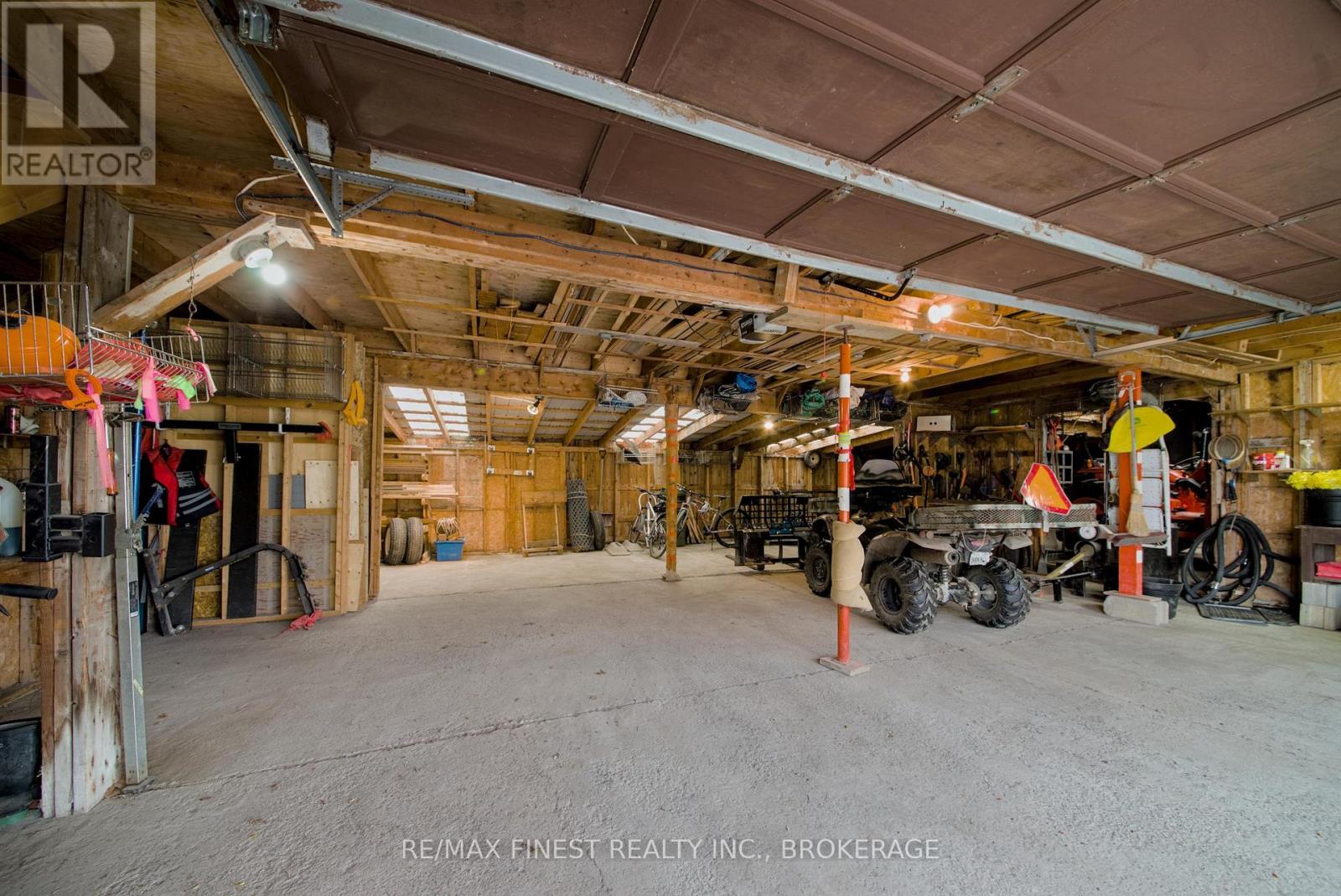 10930 FRONT ROAD - 26