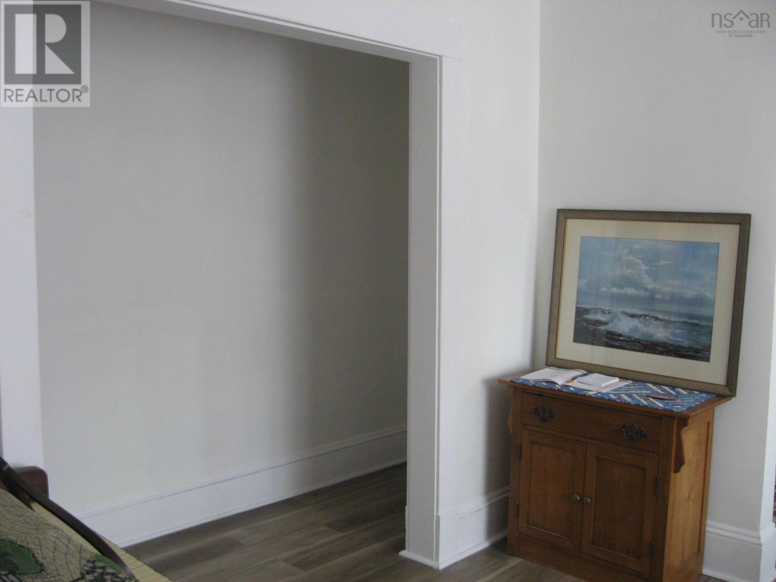 48 Park Street - 9