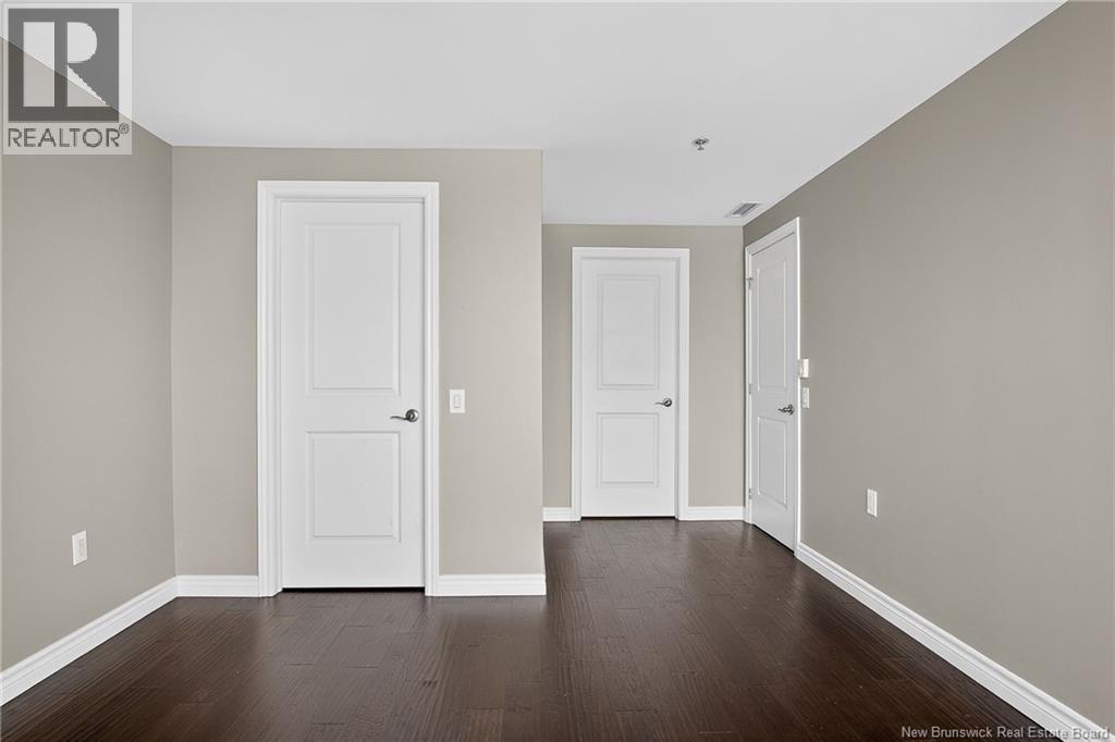 #205 243 Prince William Street - 17