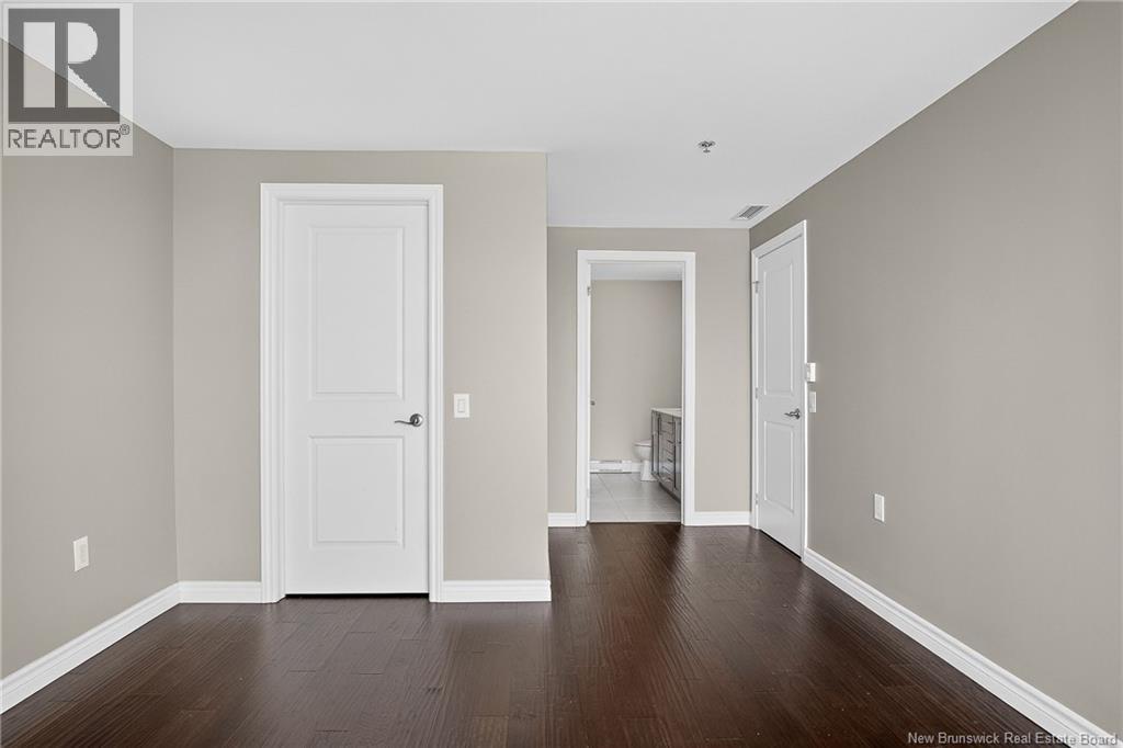 #205 243 Prince William Street - 18
