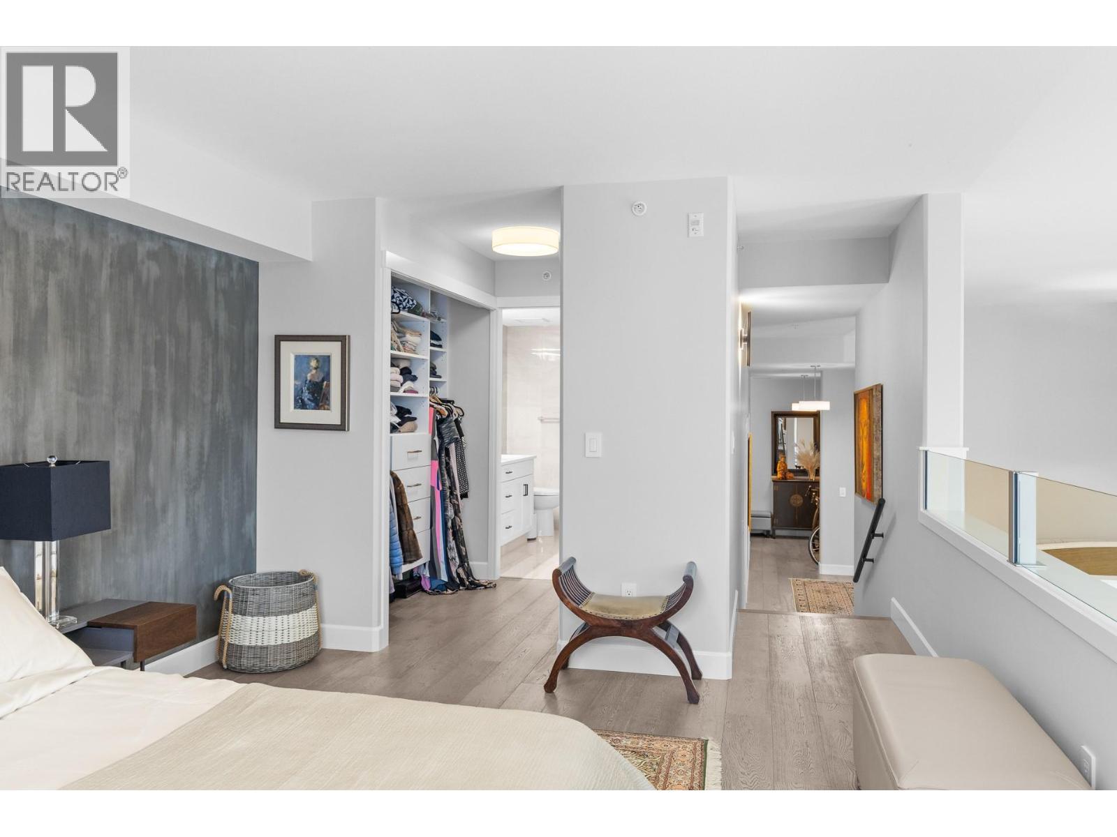 #108 457 West Avenue - 34
