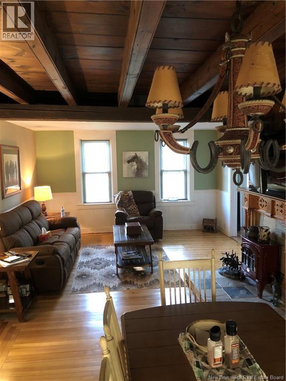85 South Canaan Road - Image 12
