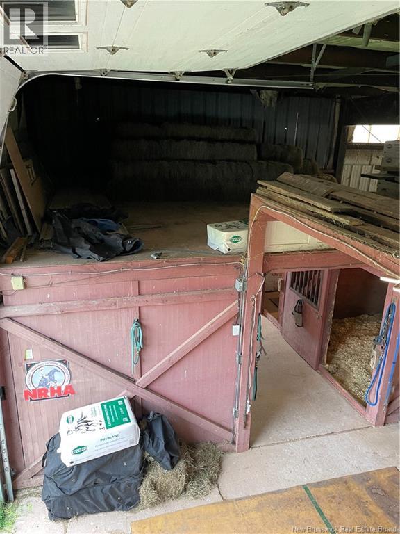 85 South Canaan Road - Image 35