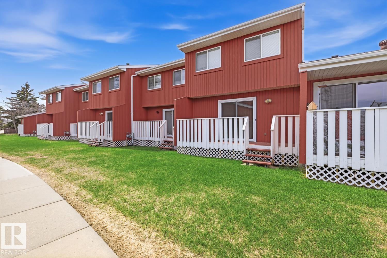 10640 BEAUMARIS RD NW - 21