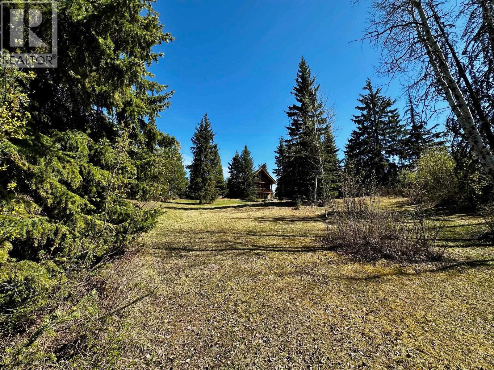 2071 HIGHLAND Road, Smithers