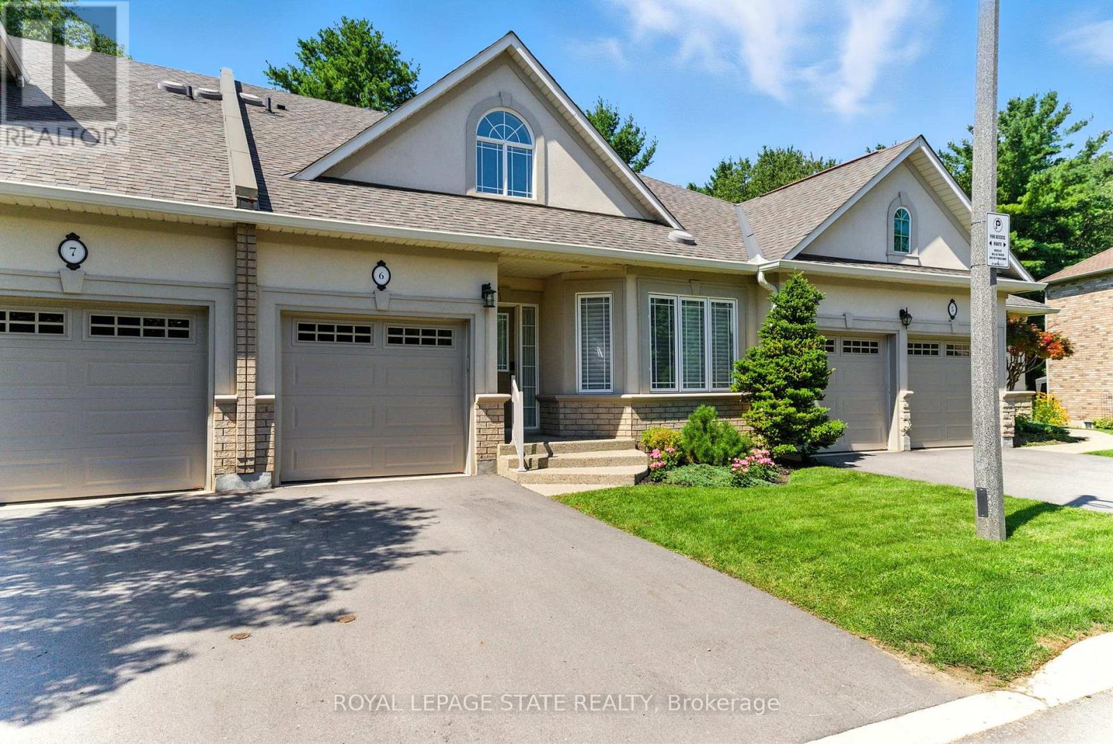 #6 40 WESLEYAN COURT - 1